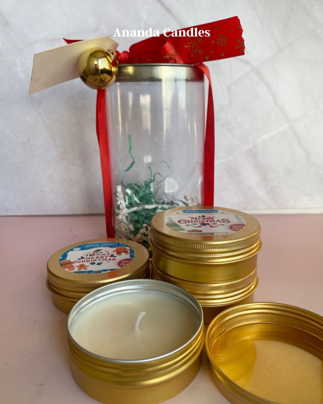 Kit Navideño de 3 Velas en Lata Dorada